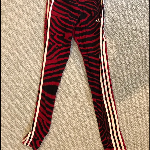 adidas red leopard print